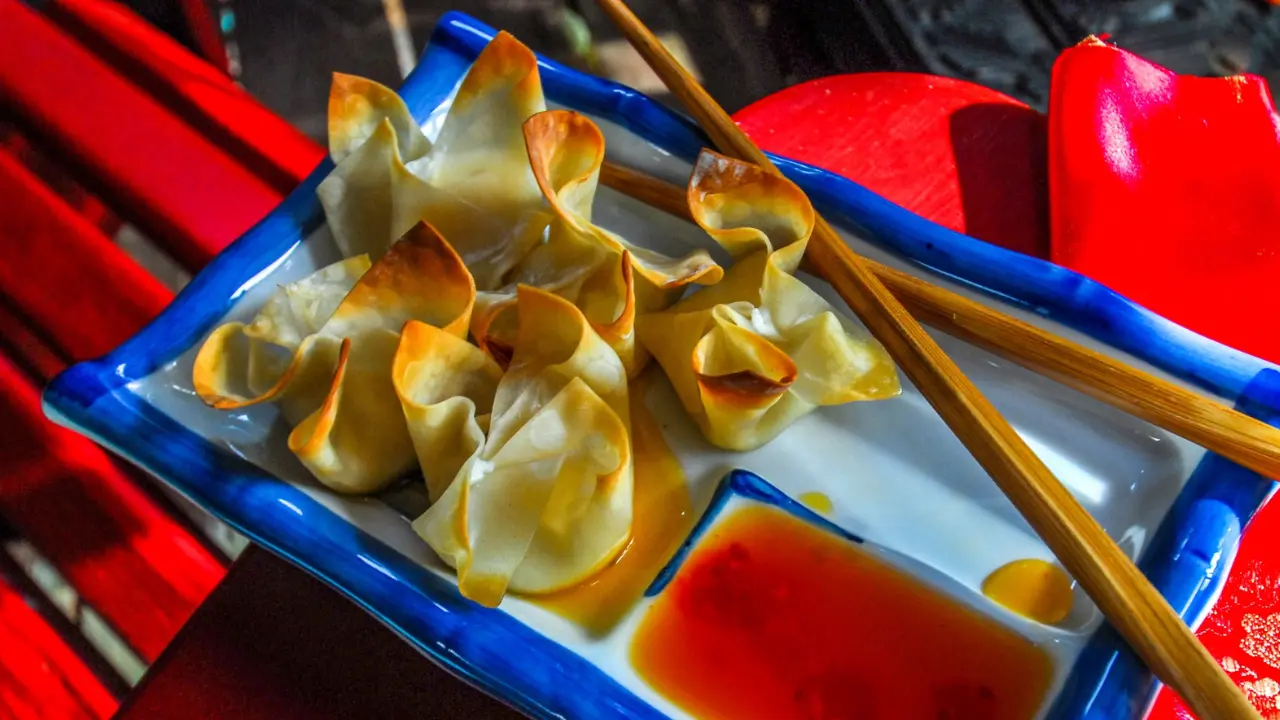 The Health Debate: Crab Rangoon