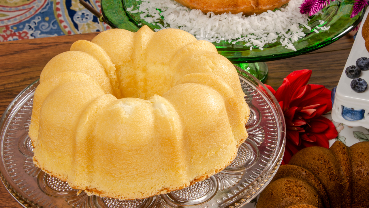 Pineapple Pound Cake Recipe